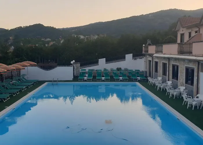 Il Grande Orso アパートホテル 3*